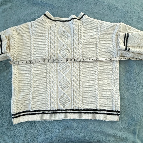 Taylor Swift Cream Cable Knit Stars Folklore Cardigan Size L/XL - Picture 7 of 12